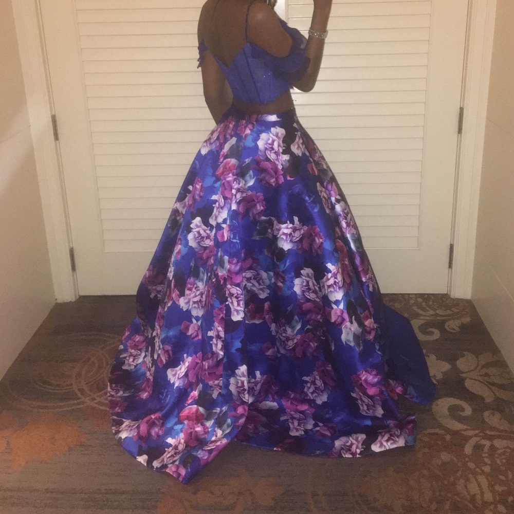 Prom Dress - Picture 6 of 6